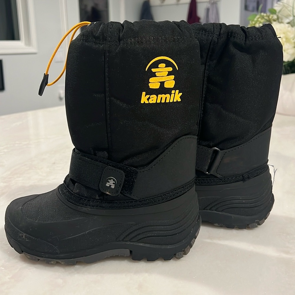 Kamik size 2
